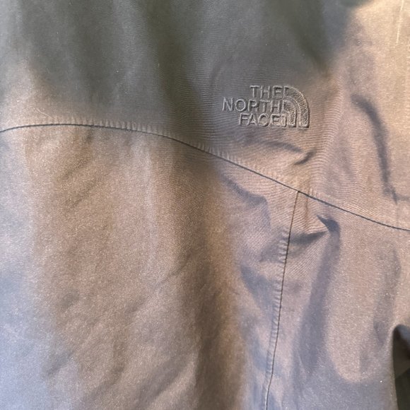The North Face lightweight waterproof HyVent jacket Small - Picture 12 of 15